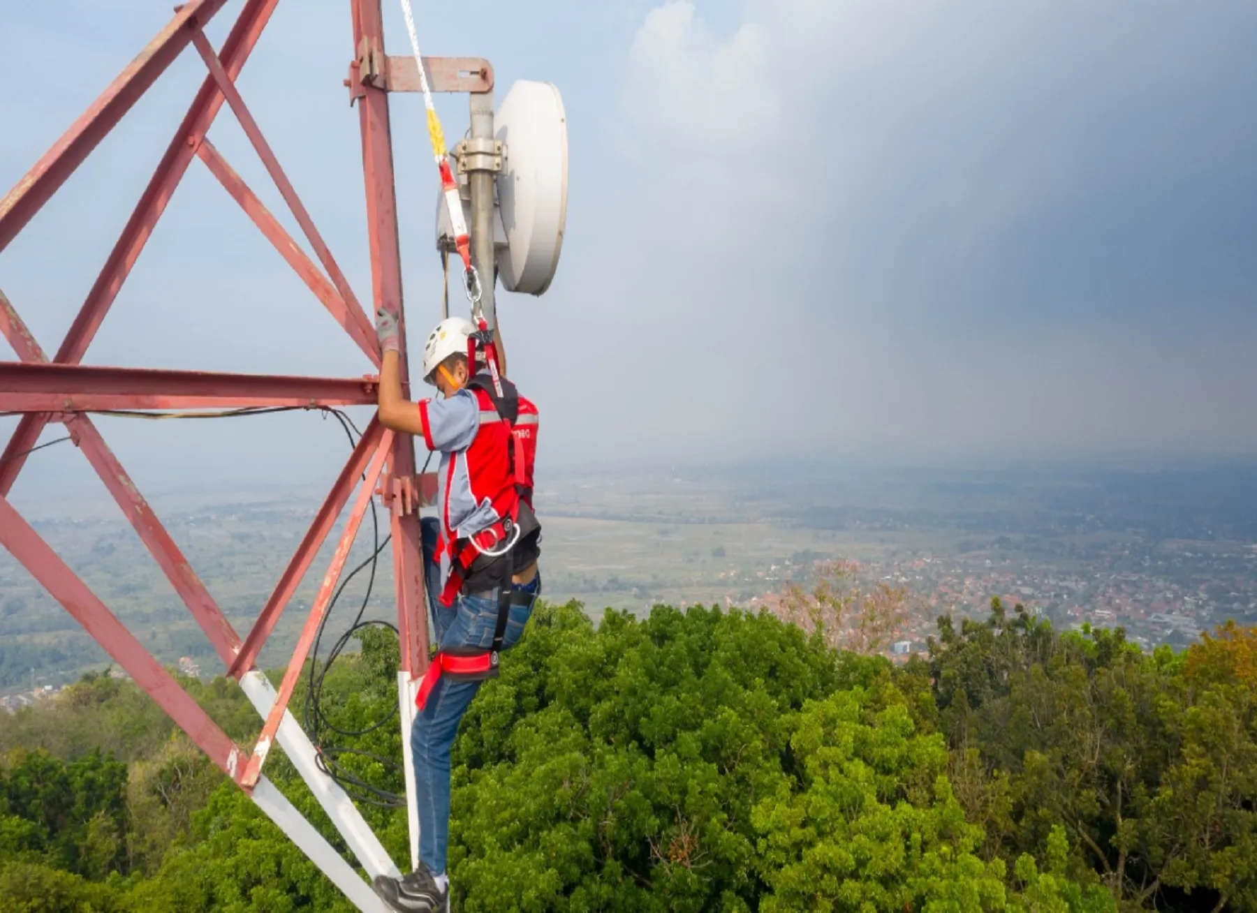 Telkom Luncurkan Program ESG 2024 sebagai Bagian Transformasi TelkomGroup
